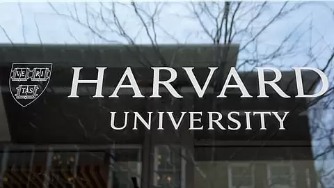 Harvard Universitetinin 2,7 milyon dollarlıq qrantları ləğv edilib