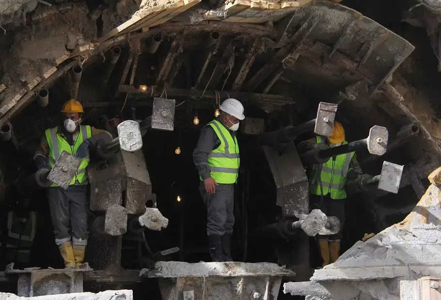 Tikinti ilə əlaqədar olaraq metronun 2 stansiyasında alternativ nəqliyyat hərəkət edəcək