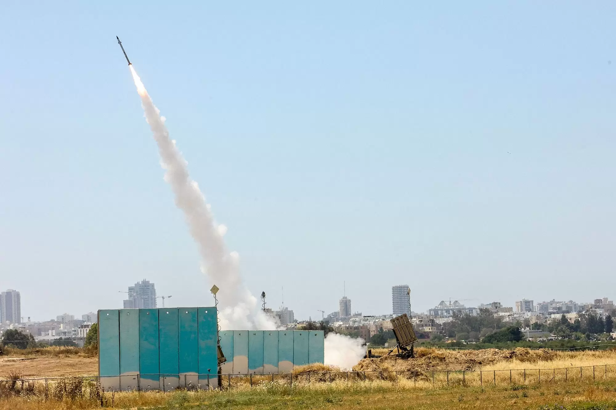 İsrail Hərbi Hava Qüvvələri Səna şəhərinə zərbələr endirir