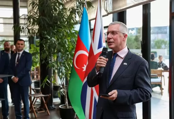 Böyük Britaniyanın Azərbaycandakı səfirinin Müstəqillik Günü təbriki