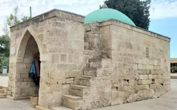 Mərdəkandakı Pir Həsən ziyarətgahı 550 min manata təmir olunacaq