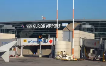 Husilər Ben-Qurion hava limanına zərbə endirib