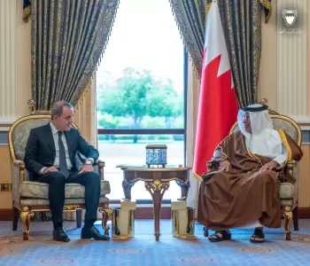 Ceyhun Bayramov Azərbaycan Prezidentinin məktubunu Bəhreyn Vəliəhdinə təqdim edib