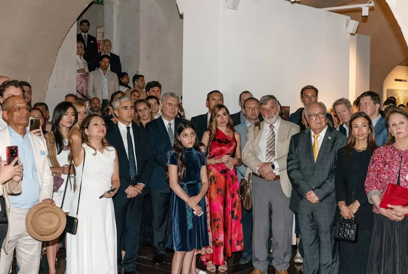 "London Dizayn Biennalesi-2025" çərçivəsində Azərbaycan pavilyonunun rəsmi açılışı olub - FOTOLAR