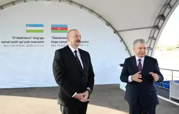 Bakıda “Özbəkistan” parkının təməli qoyulub