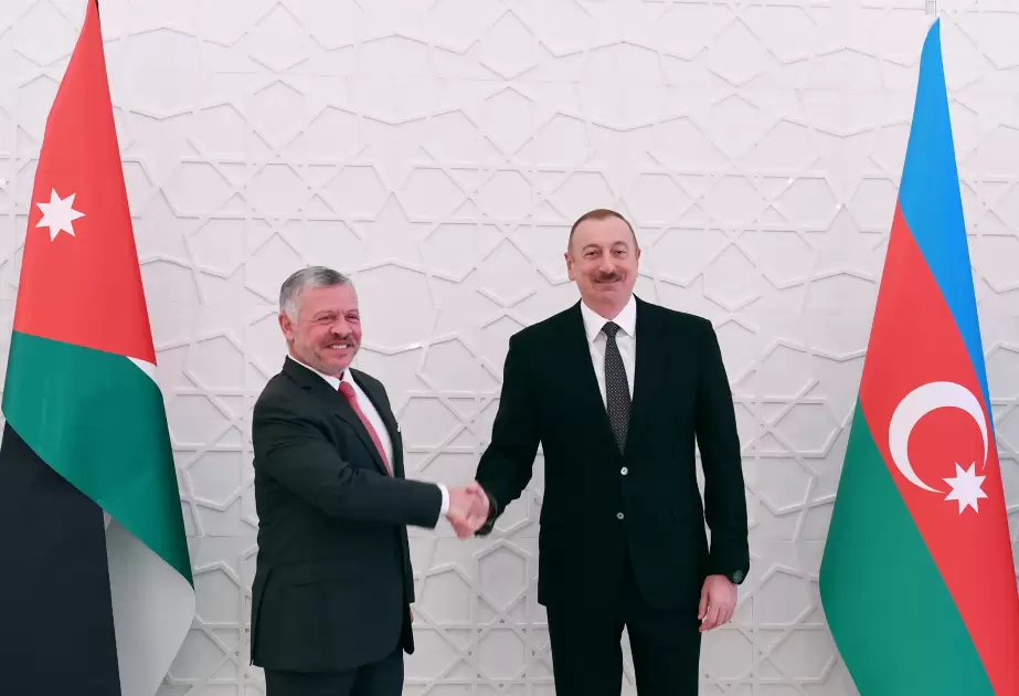 İordaniya Kralı Prezident İlham Əliyevə zəng edib