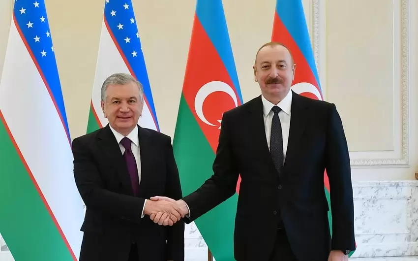 İlham Əliyev Şavkat Mirziyoyevə zəng edib
