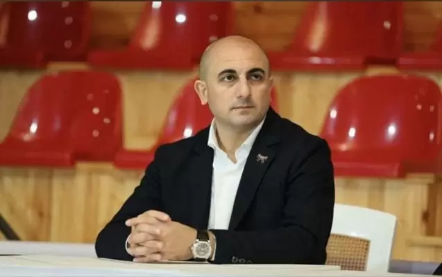 Federasiya prezidenti qonşu ölkədə vəfat etdi