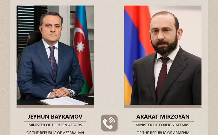 Ceyhun Bayramov Ararat Mirzoyanla telefonla danışıb