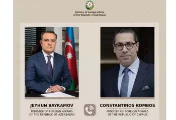 Azərbaycanın xarici işlər naziri kiprli həmkarı ilə regional məsələləri müzakirə edib