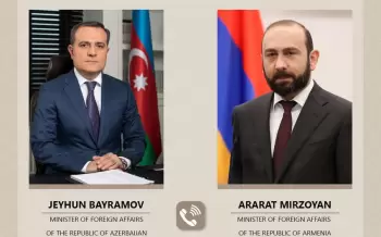 Ceyhun Bayramov Ararat Mirzoyanla telefonla danışıb