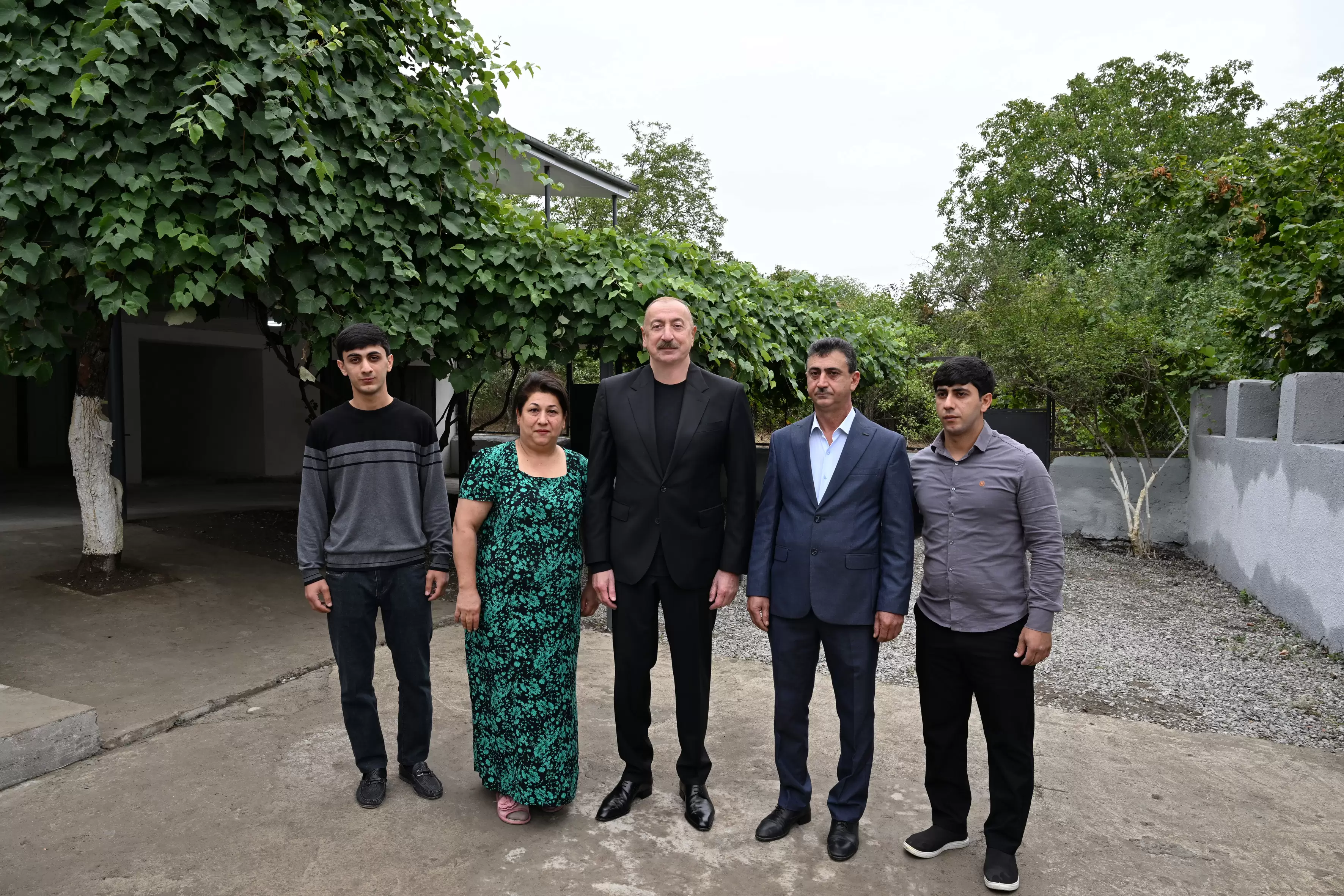 Prezident İlham Əliyev Xocalı rayonunun Badara kəndində olub