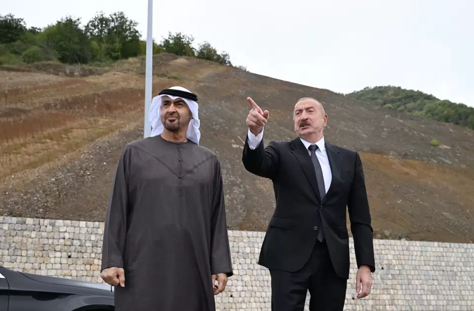 Azərbaycan və Birləşmiş Ərəb Əmirliklərinin prezidentləri Daşaltında