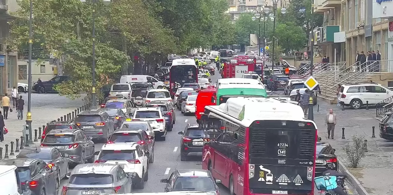 Yanğın paytaxtda sıxlığa səbəb oldu