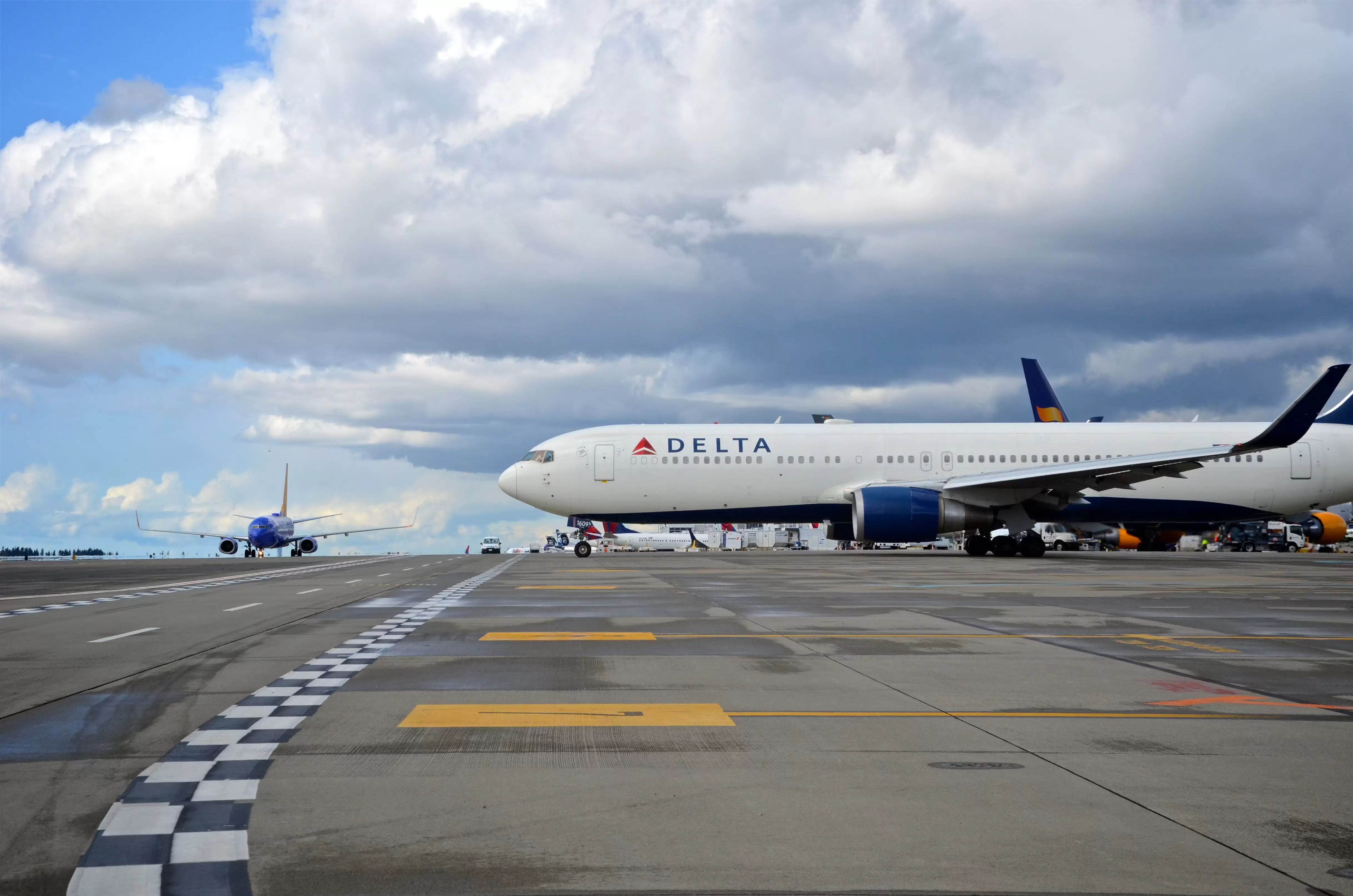 ABŞ-də maliyyələşmənin qismən dayandırılacağı təqdirdə aviasiyada gecikmələrin olacağı qeyd edilir