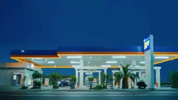 SOCAR “Italiana Petroli” neftayırma şirkətini almağa hazırlaşır