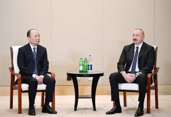 Prezident İlham Əliyev Tiencin şəhərində “China National Chemical Engineering” şirkətinin sədri ilə görüşüb