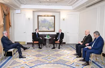 Prezident İlham Əliyev Nyu-Yorkda “Brookfield Asset Management” şirkətinin baş icraçı direktoru ilə görüşüb