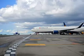 ABŞ-də maliyyələşmənin qismən dayandırılacağı təqdirdə aviasiyada gecikmələrin olacağı qeyd edilir