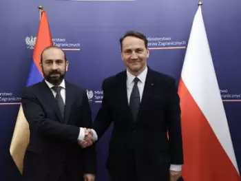 Ermənistan və Polşa XİN rəhbərləri görüşüblər