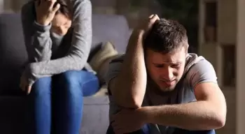 Sağlam olmayan münasibətdə olduğunuzu göstərən 5 əlamət