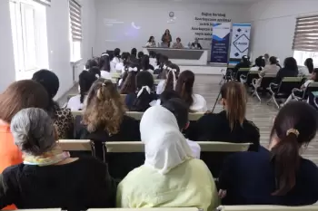 “Qızların işıqlı gələcəyi naminə maarifləndirmə” layihəsi Salyanda