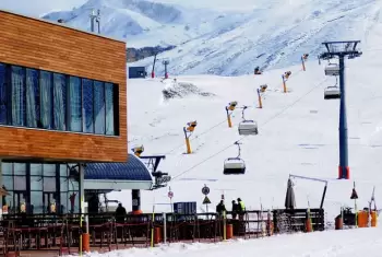 Şahdağ Turizm Mərkəzində dava: Sürücü qaraj müdirinin burnunu sındırdı