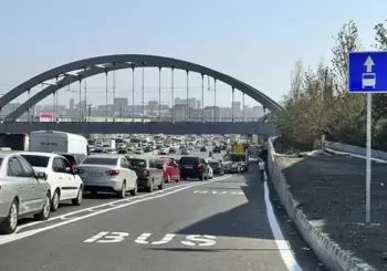 Anar Rzayev: "Sıxlıq olan yollarda avtobus zolaqları çəkiləcək"