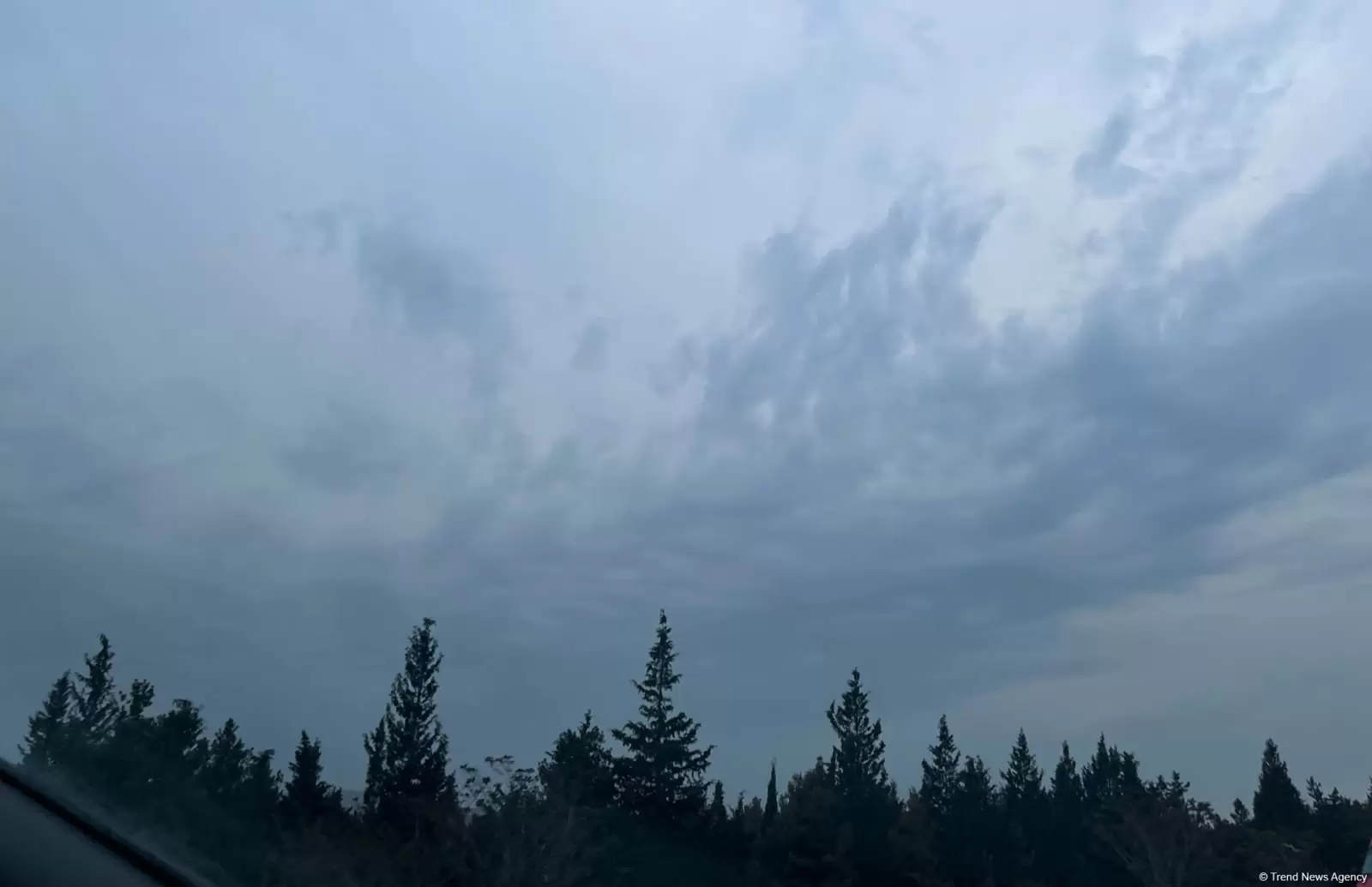 Sabah hava arabir tutulacaq, amma yağmursuz olacaq