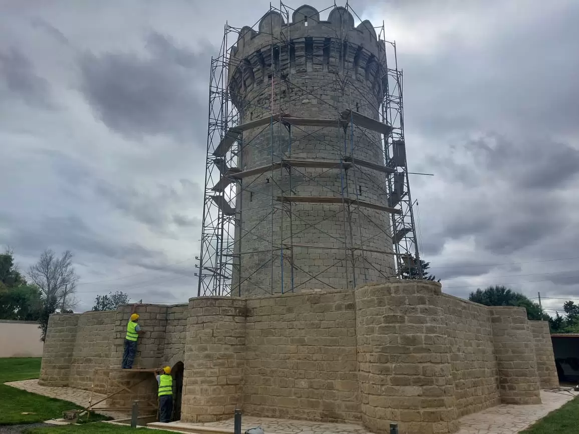 Bu tarixi abidənin də bərpasına başlanılıb - FOTOLAR