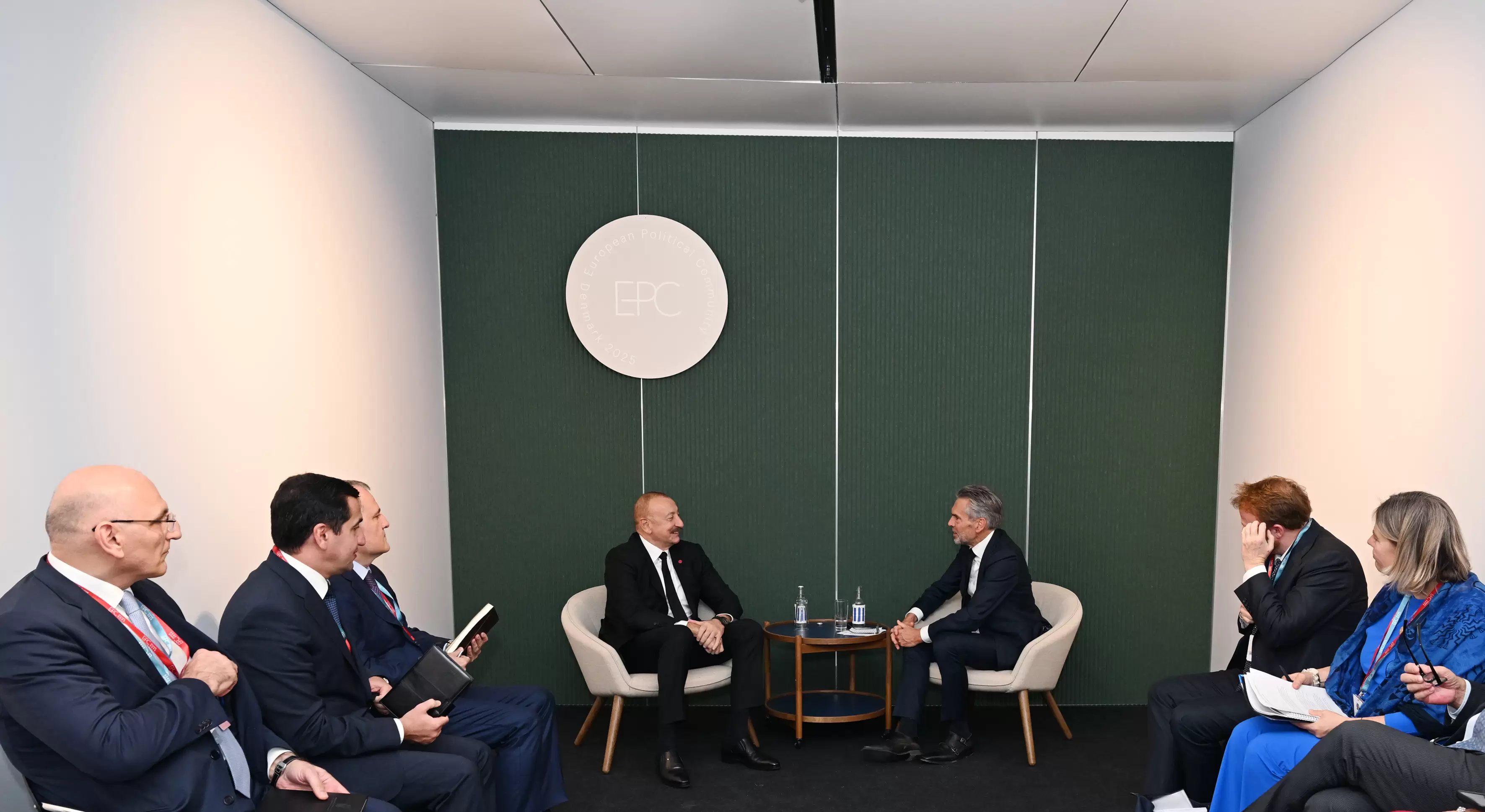 Azərbaycan Prezidenti İlham Əliyev Kopenhagendə Niderlandın Baş naziri ilə görüşüb