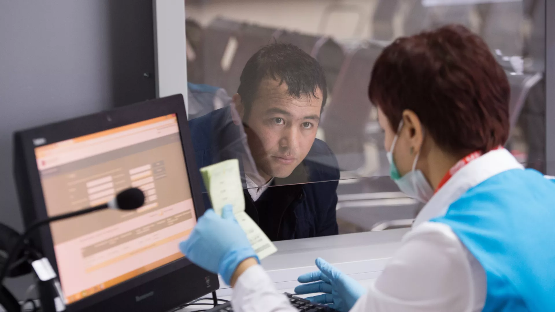 Rusiya 2026-cı ildə xarici işçilər üçün kvotanı artırmağı təklif edir