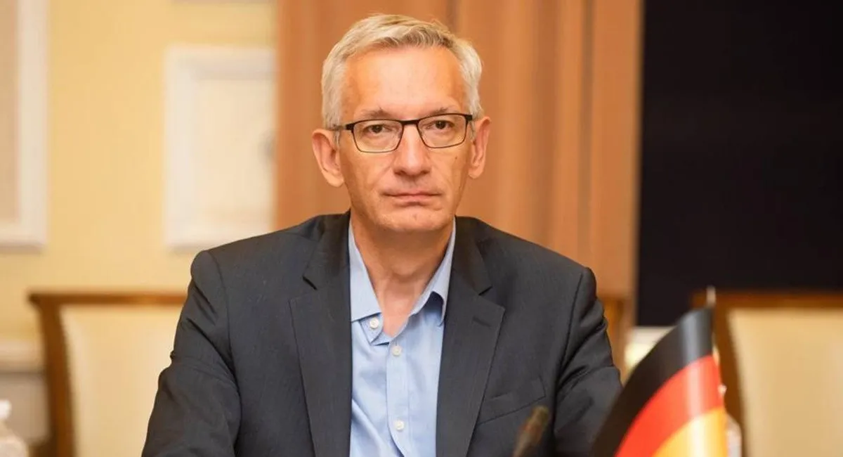 Almaniya kəşfiyyat rəisi: “Biz bu gün atəş altındayıq”