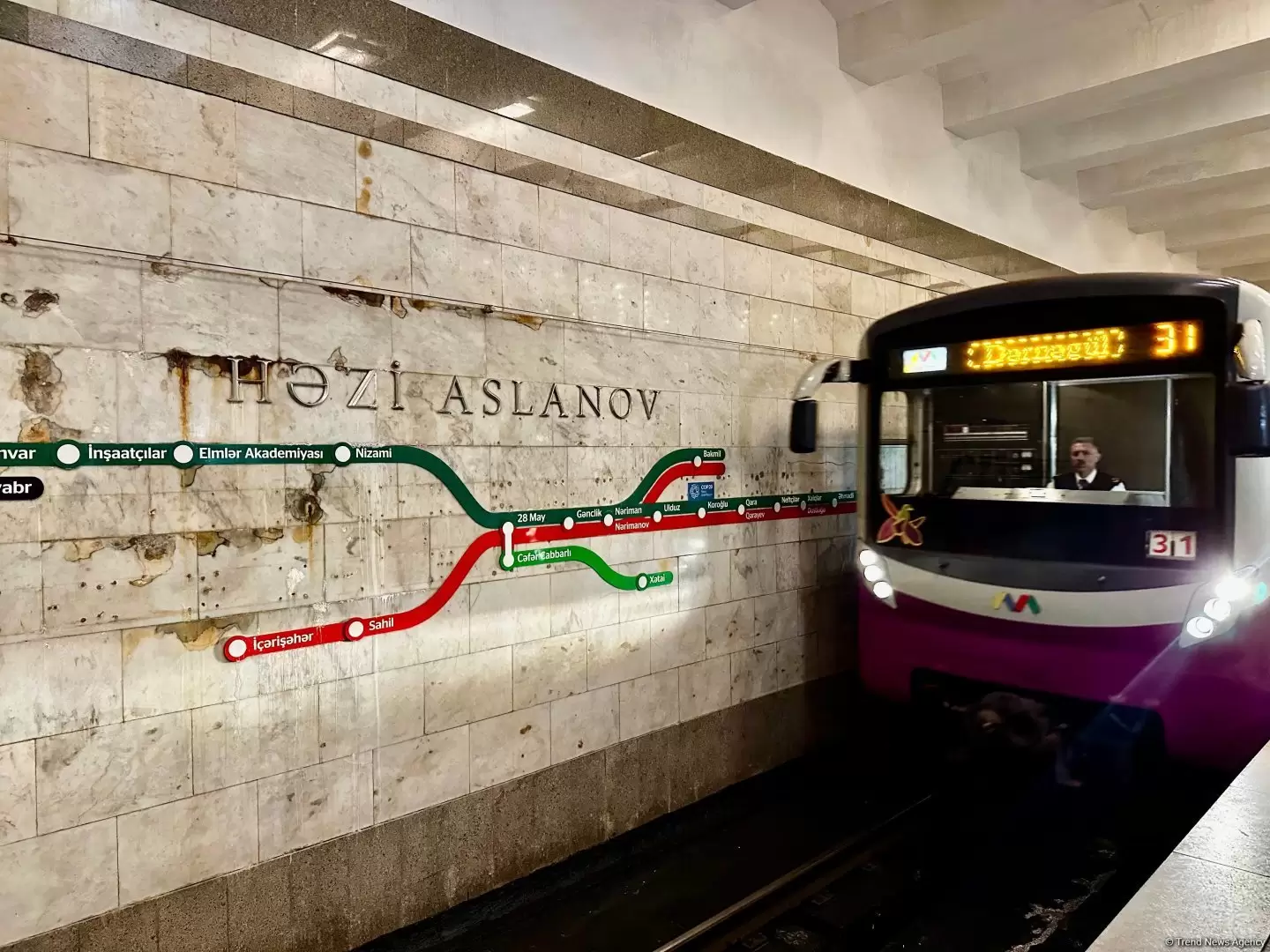 Bakı metrosund ailk dəfə kartla ödəmə sisteminin tətbiqinə başlanıb