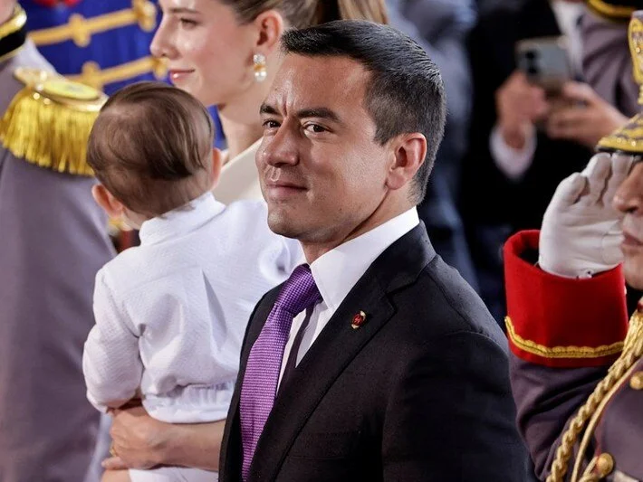 Ekvador Prezidenti Noboaya sui-qəsd cəhdi olub