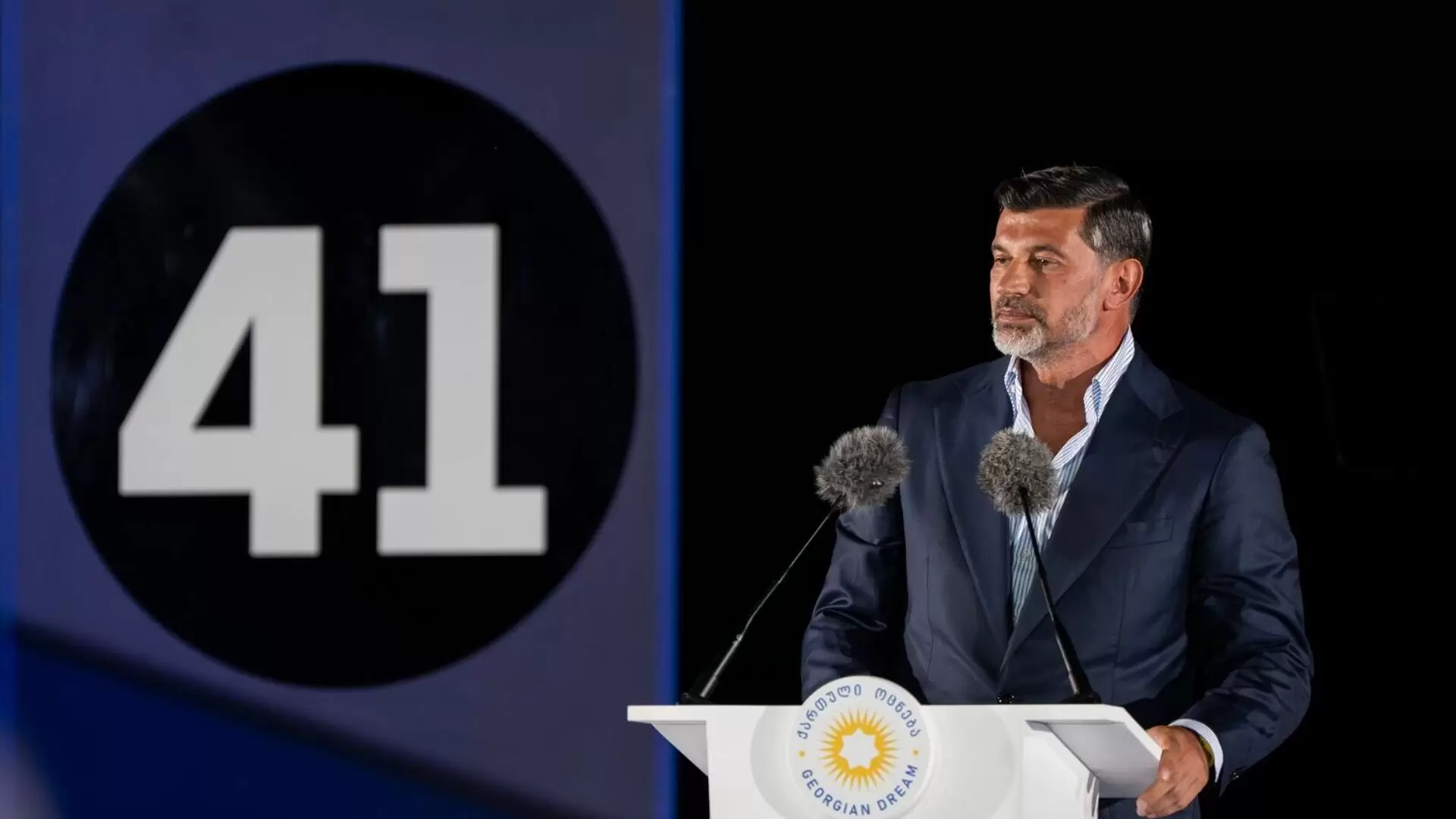 O yenidən Tbilisinin meri seçildi