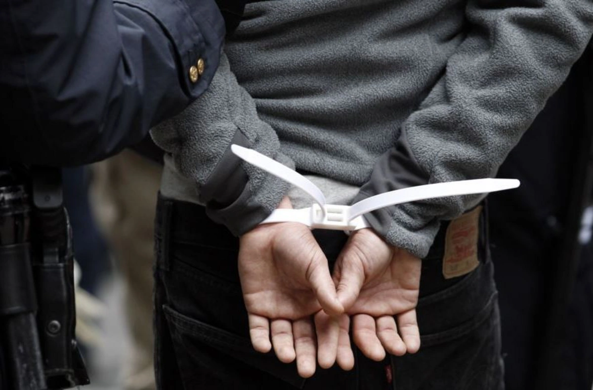 Azərbaycanın beynəlxalq axtarışa verdiyi 4 nəfər ölkəmizə ekstradisiya edilib