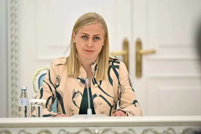 Finlandiya XİN rəhbəri Gürcüstanda cərimələnib