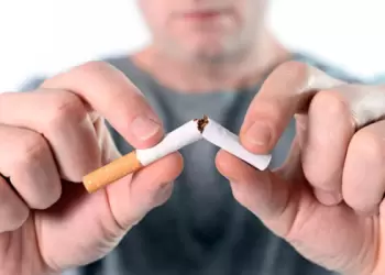 ÜST: Hər beşinci yetkin şəxs tütün asılılığından əziyyət çəkir