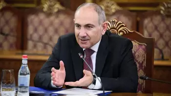 Paşinyan: "Ermənistan “sülh üzərində qurulan” Dördüncü Respublika olacaq"