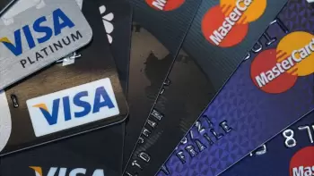 Rusiyada "Visa" və "Mastercard" kartları dövriyyədən çıxarılacaq