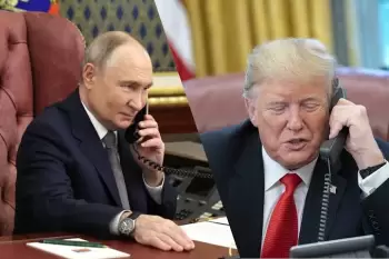 Tramp Putinlə telefon danışığı aparır