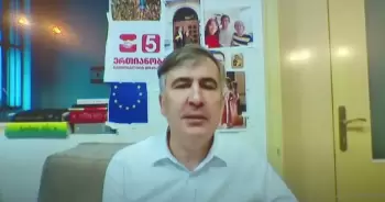 Saakaşvili Azərbaycan Lideri ilə Ermənistan Baş nazirinin görüşünü yüksək qiymətləndirib