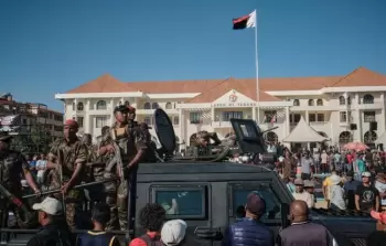 Madaqaskar hərbçiləri hakimiyyəti ələ keçirib