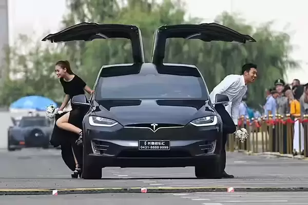 Elon Musk: "Tesla"nın avtopilot sistemi Çində 2026-cı ilin əvvəlində tam təsdiq ala bilər"