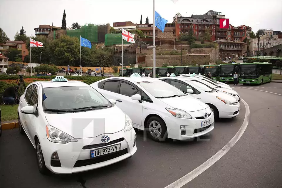 Taksi sürücülərinin cərimələri silinəcək