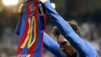 Messi: "Bütün karyeramı sevə-sevə Barselonada keçirərdim"