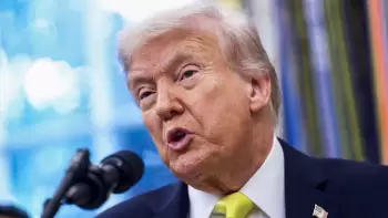 Tramp gömrük rüsumlarının artırılmasından sonra ABŞ vətəndaşlarına 2 min dollar ödəməyi vəd edib