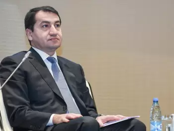 Hikmət Hacıyev Avropa İttifaqının üzvlərinə Zəngəzur dəhlizi barədə məlumat verib