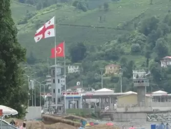 Gürcüstan-Türkiyə sərhədini qanunsuz keçən 4 əcnəbi həbs edilib